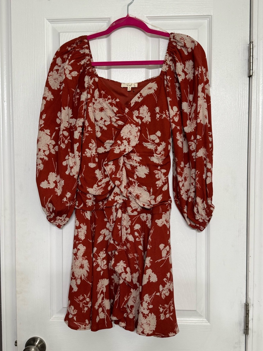 Easel Rust and Cream Floral V-Neck Mini Dress S